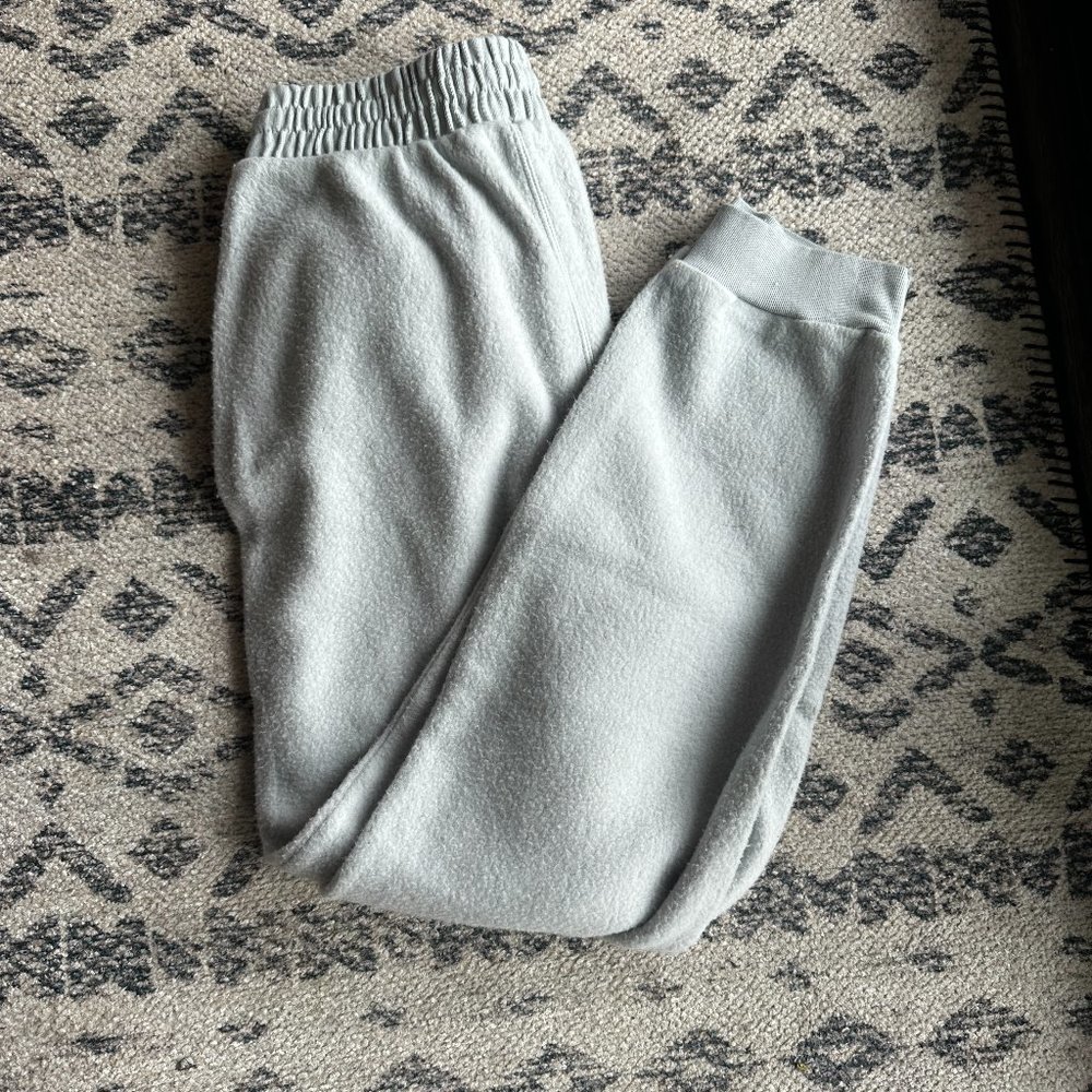 NWT FEAT BlanketBlend Joggers